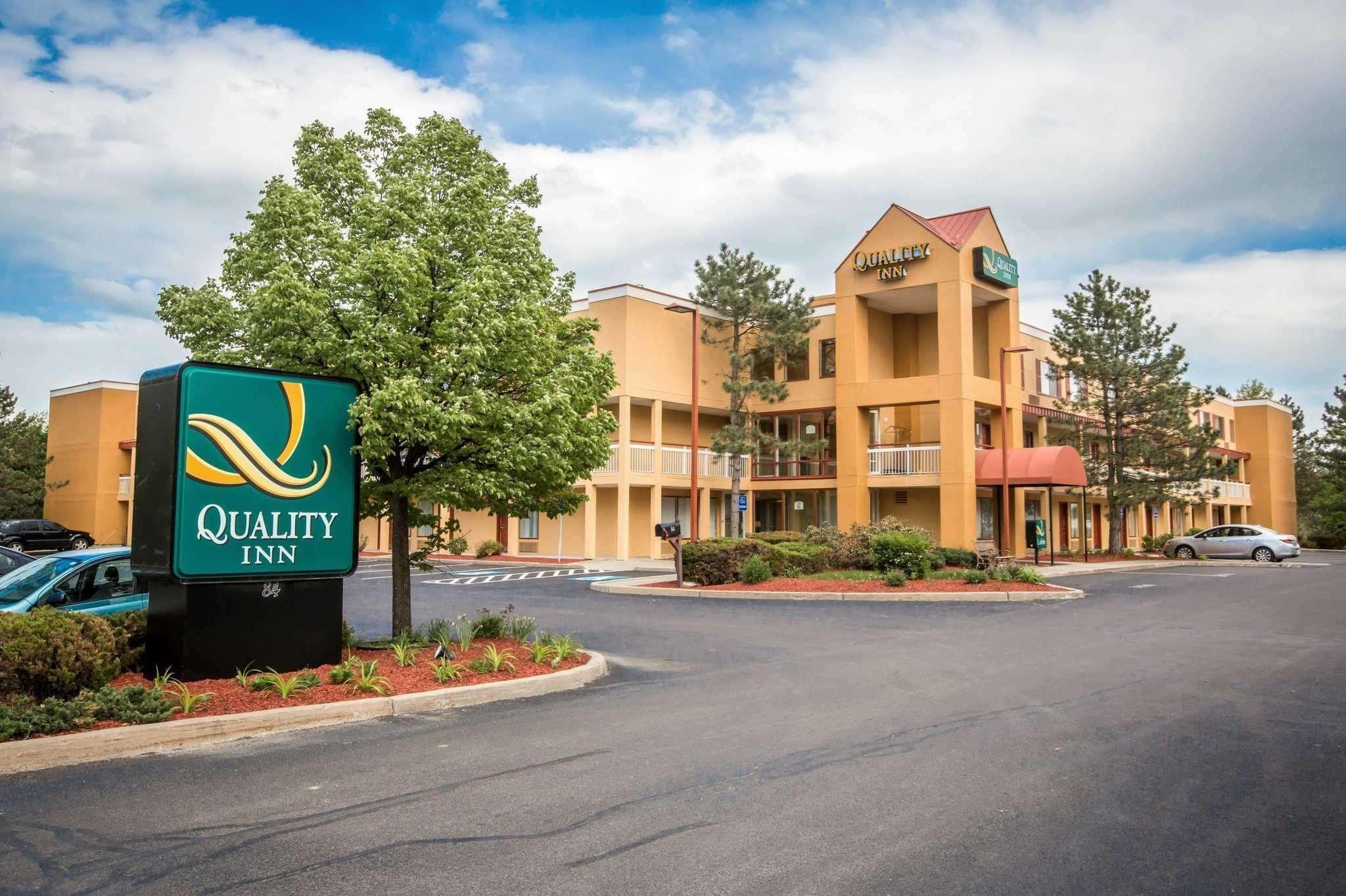Quality Inn Colchester - ברלינגטון מראה חיצוני תמונה