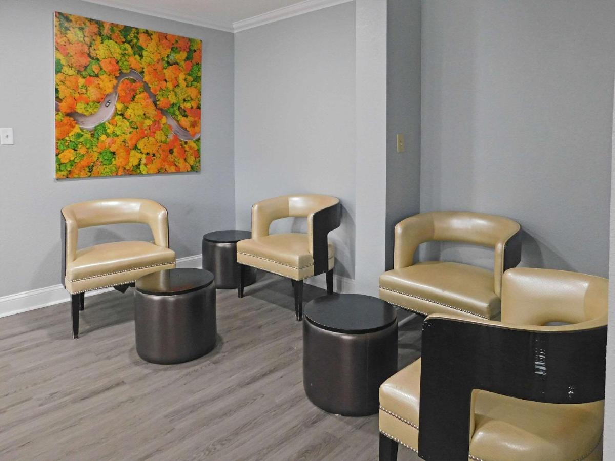 Quality Inn Colchester - ברלינגטון מראה חיצוני תמונה